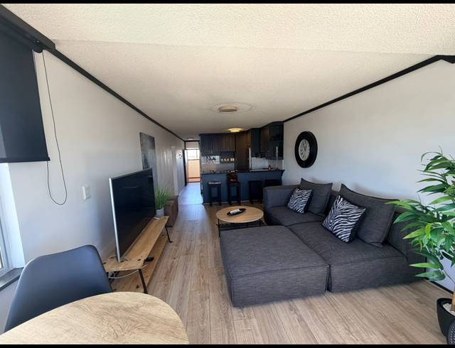 3 BEDROOM APARTMENT TO LET IN HUMEWOOD